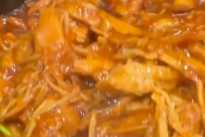 SLOW COOKER ORANGE CHICKEN