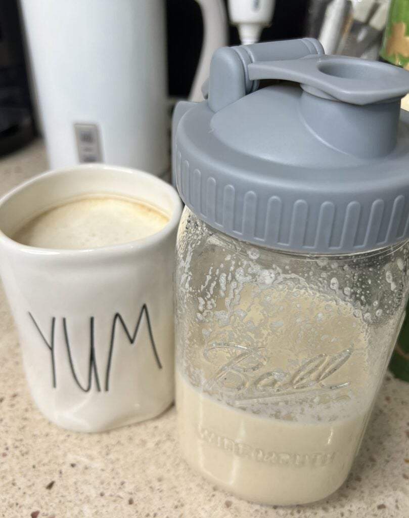 Homemade Coffee Cinnamon Roll Creamer