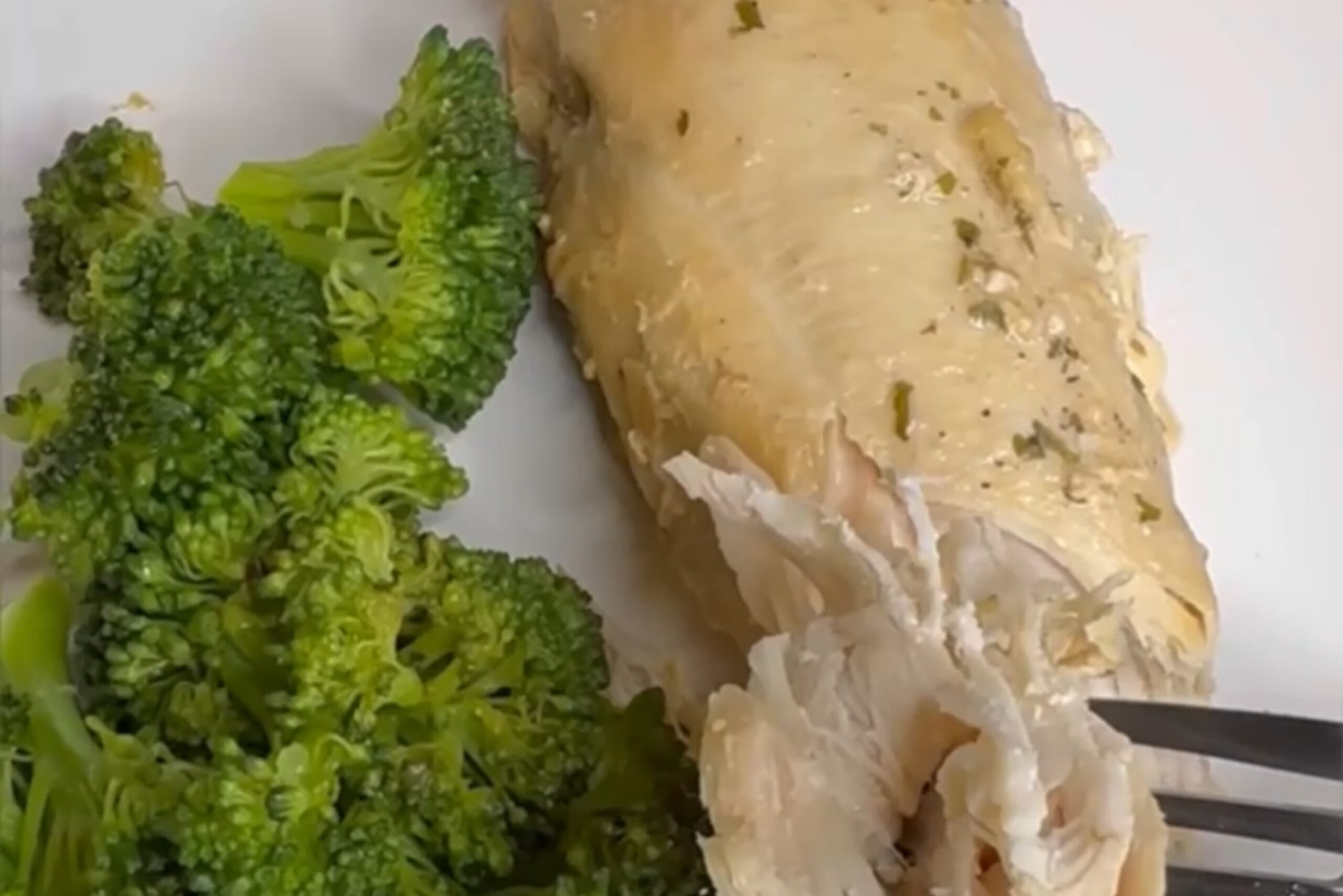 Crockpot Ranch Chicken (3-Ingredients)