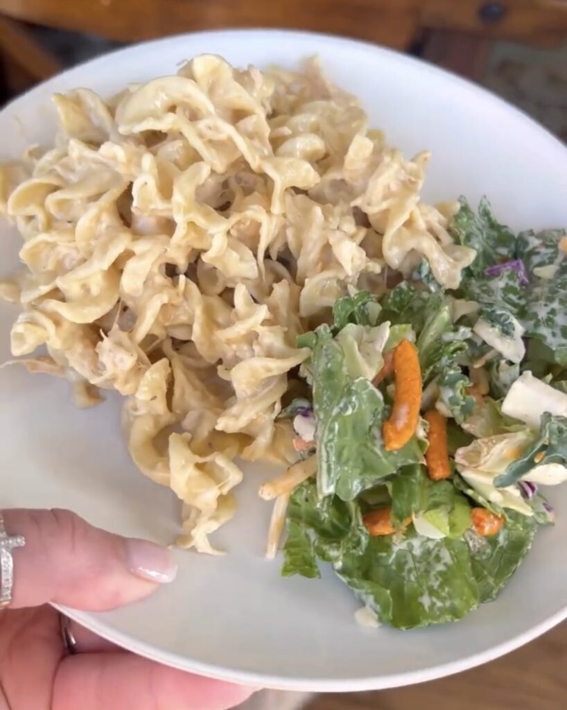 Slow Cooker Italian Chicken Pasta