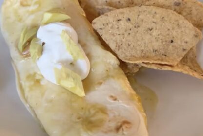 Slow Cooker Chicken Enchiladas