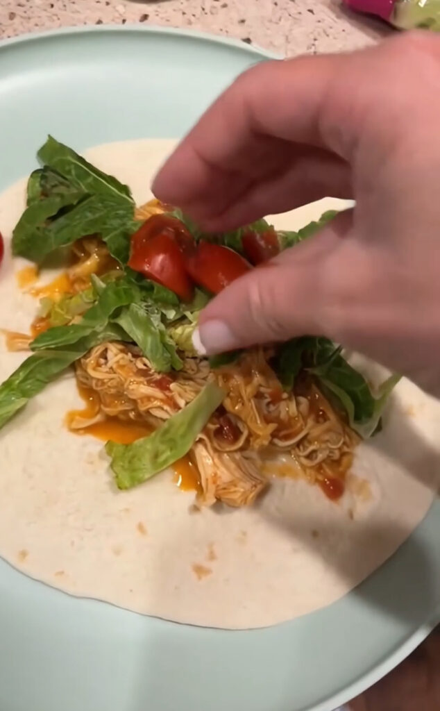 Cheesy Chicken Tacos Crockpot