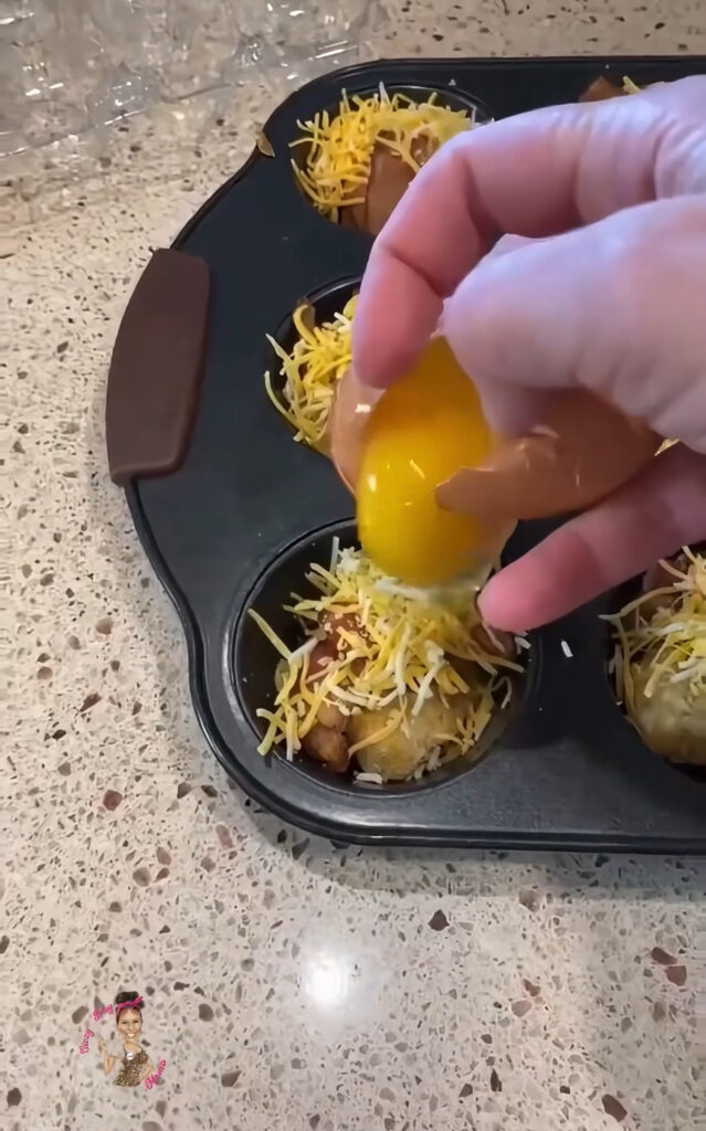 Tater tot egg muffins recipe
